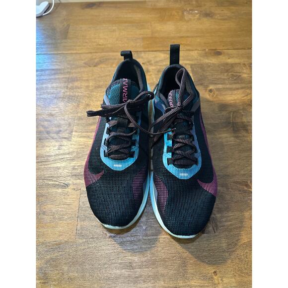 Nike Air Max FLY Women's Size 8.5 - Black/Gray/Pink Sporty Chic Colorful - Picture 2 of 11